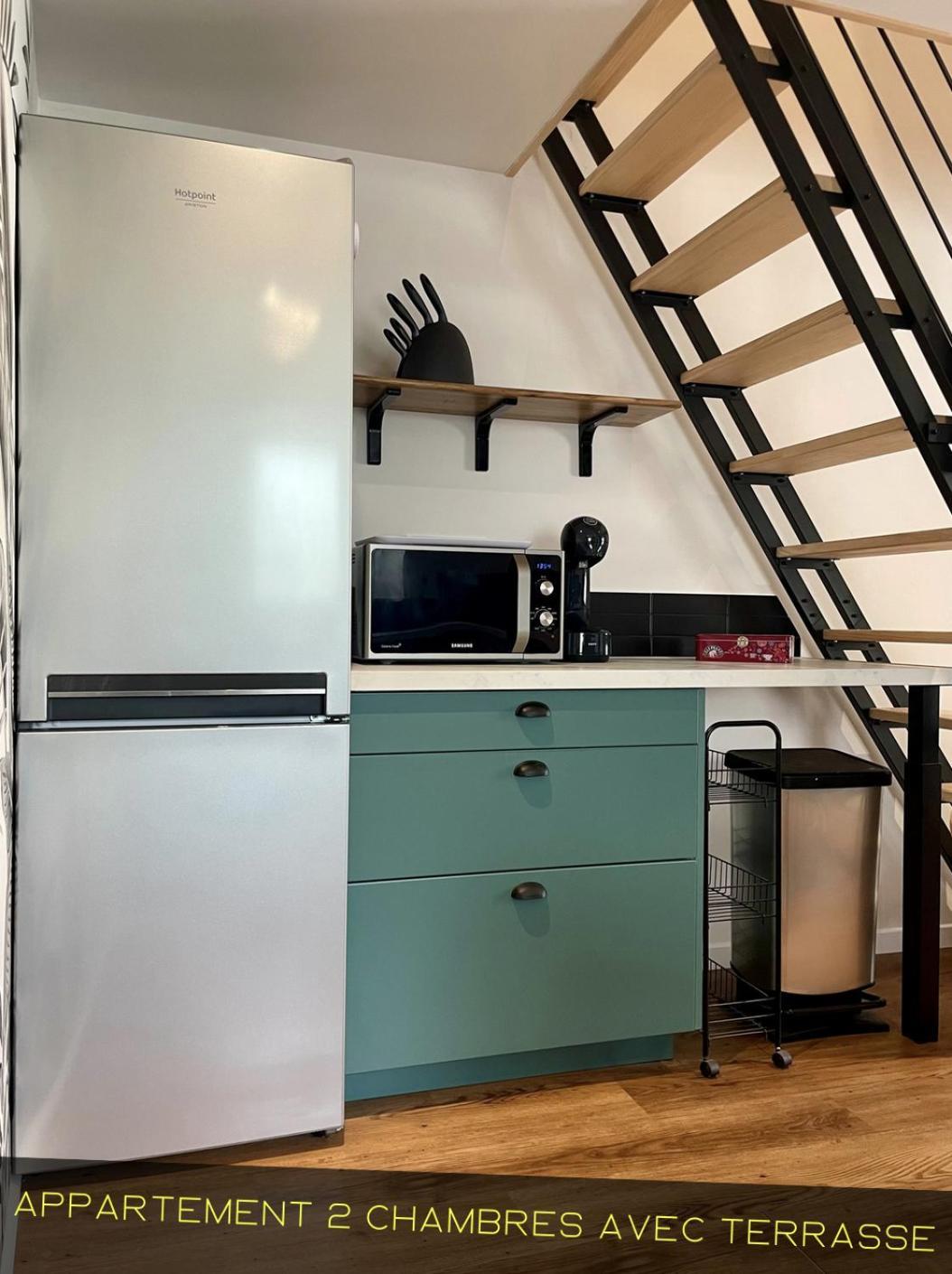 פואטייה Les Appartements Du Pont Joubert מראה חיצוני תמונה
