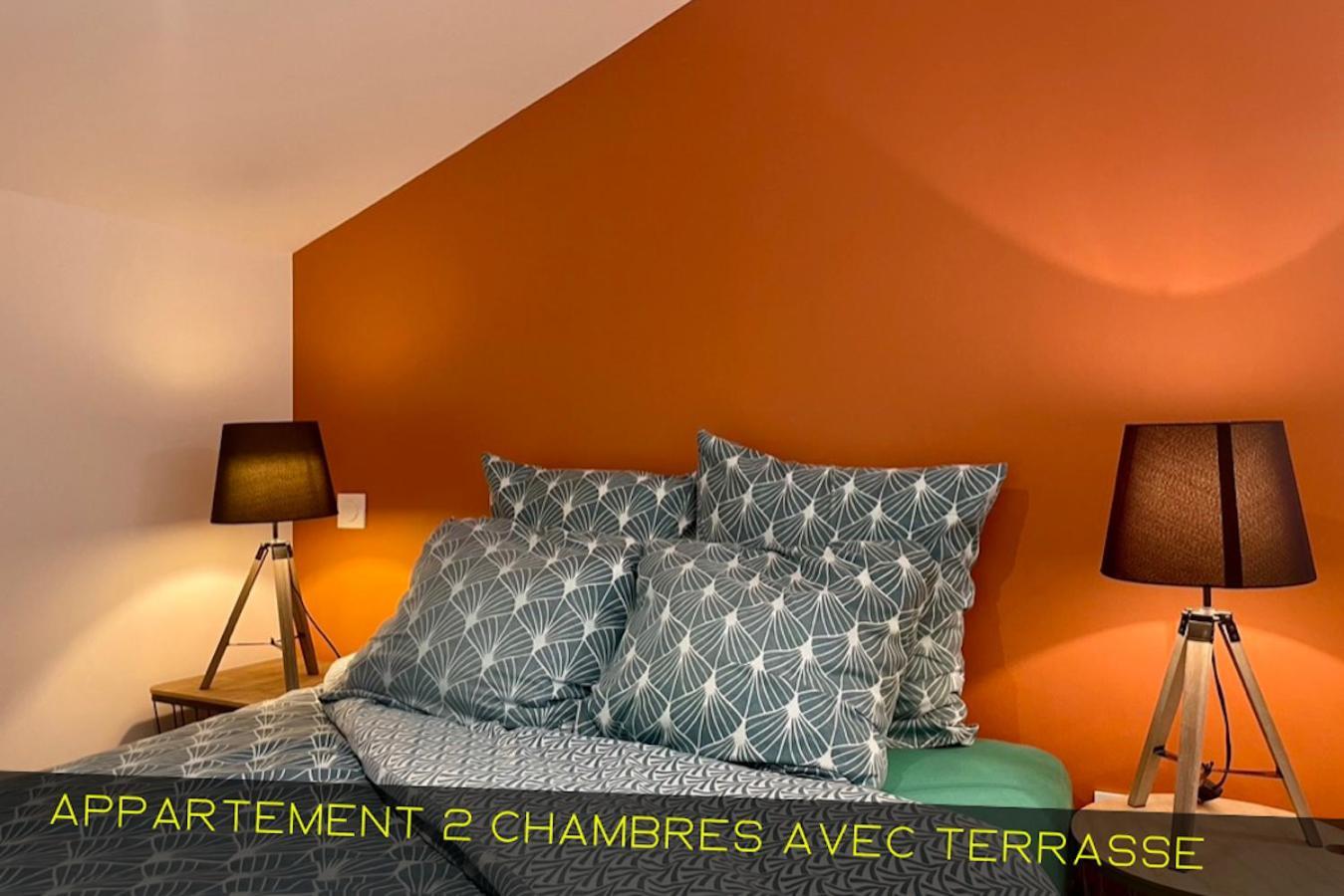 פואטייה Les Appartements Du Pont Joubert מראה חיצוני תמונה