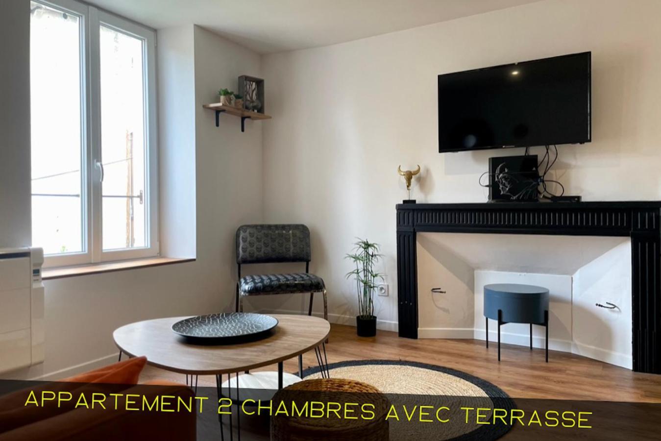 פואטייה Les Appartements Du Pont Joubert מראה חיצוני תמונה